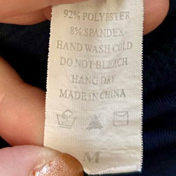 Women’s Navy Leggings with Pockets, Size Medium - Picture 6 of 6